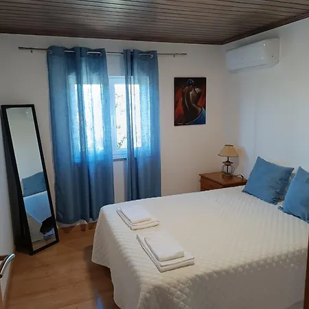 Moradia Largo Do Patio * Сертан