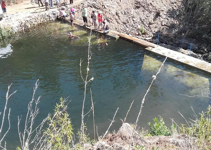 Moradia Largo Do Patio 펜션 Sertã